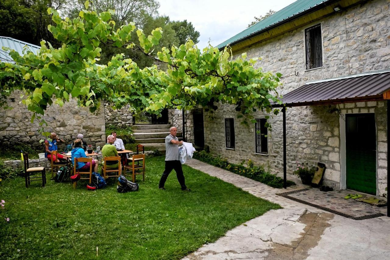 Guesthouse Shtini Fshat Eksteriør bilde
